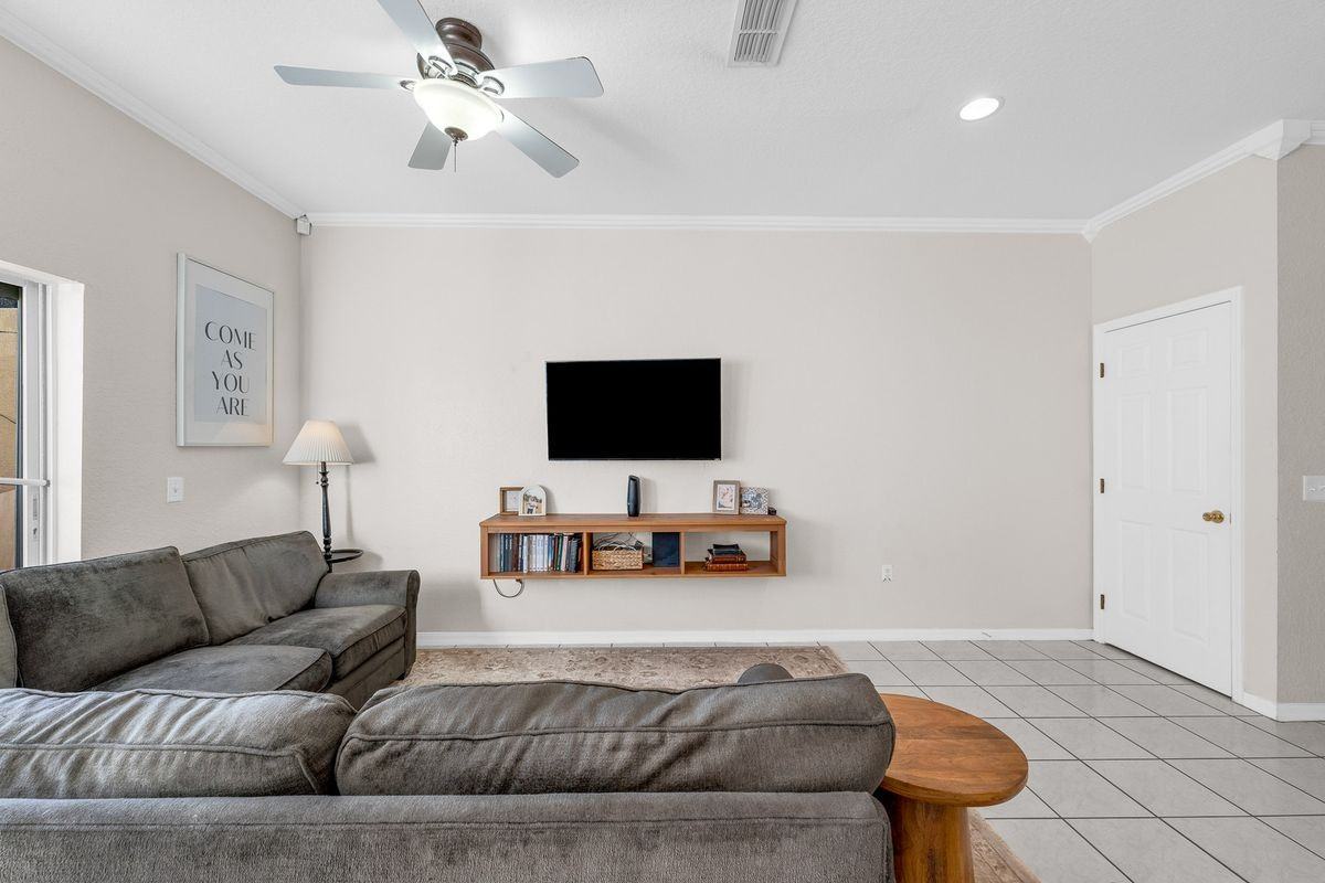 1278 N Fairway Dr - Photo 5 of 29