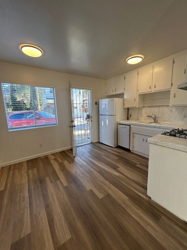 347 C Ave - Photo 3 of 16