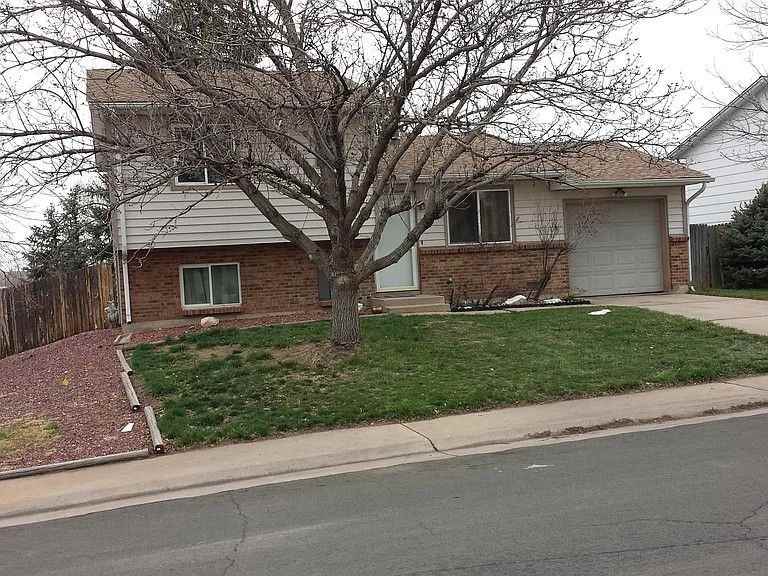 1899 S Mobile St - Photo 2 of 3