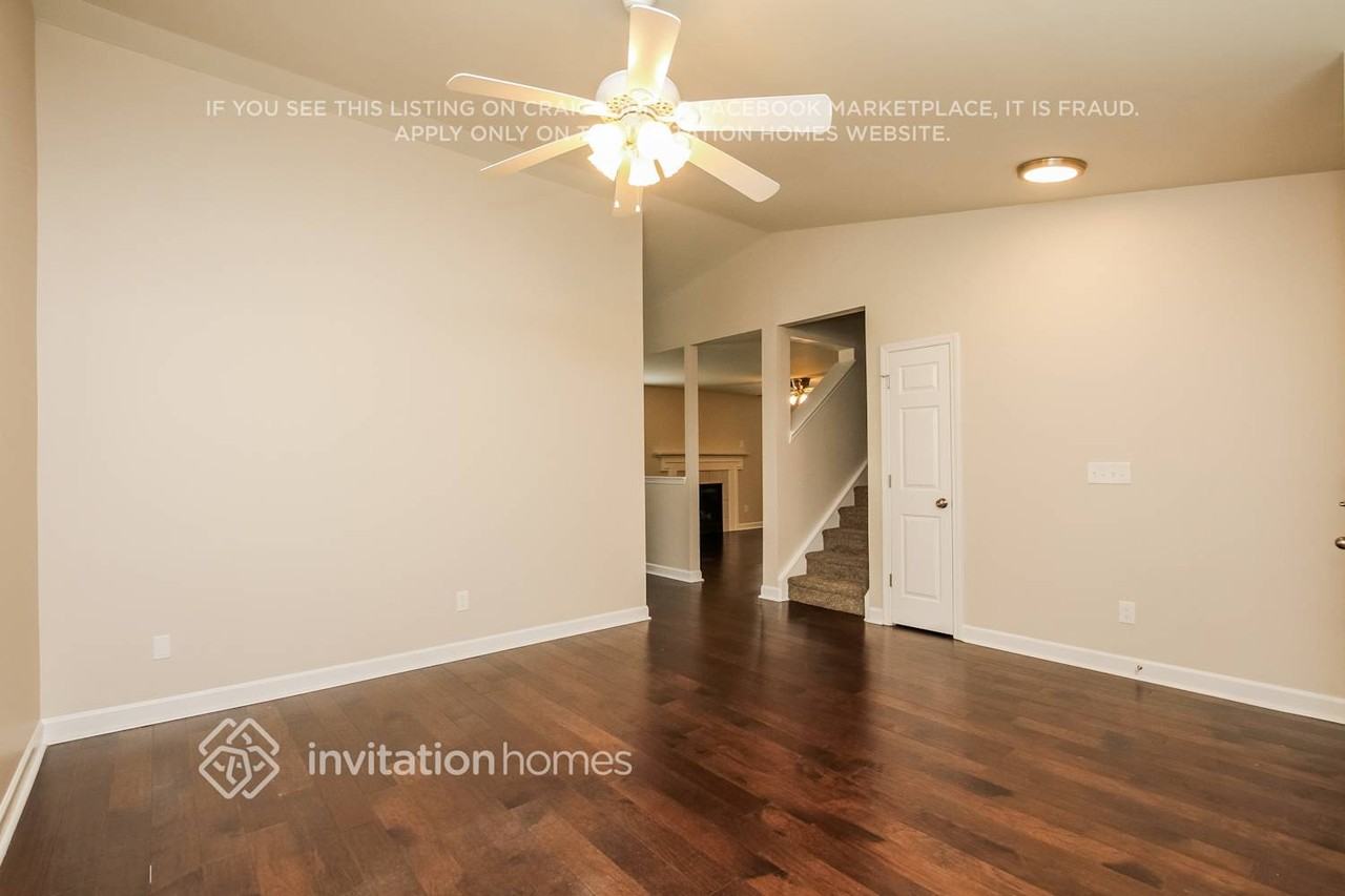 2524 Captains Watch Rd Ne - Photo 4 of 18