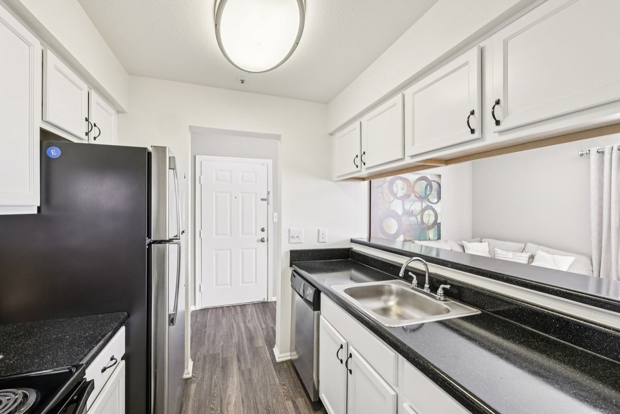 7050-7136 Ducketts Lane - Photo 6 of 50