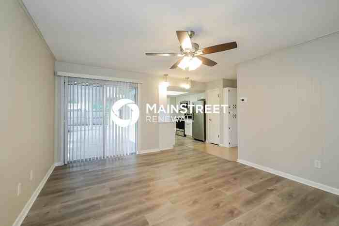 8024 Nicklaus Dr - Photo 4 of 16