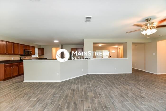 509 Hearthstone Dr - Photo 2 of 15