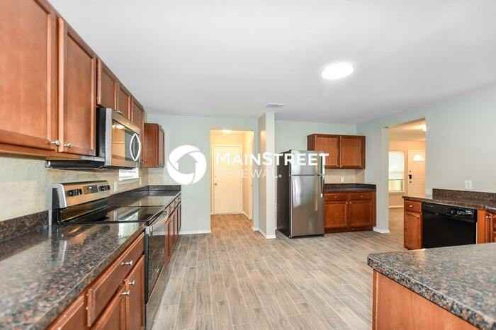 509 Hearthstone Dr - Photo 7 of 15