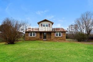 featured image of 2592 Fairview Blvd