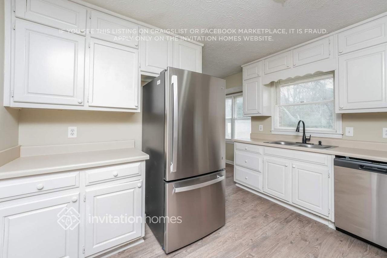 343 Willowwind Dr - Photo 6 of 16