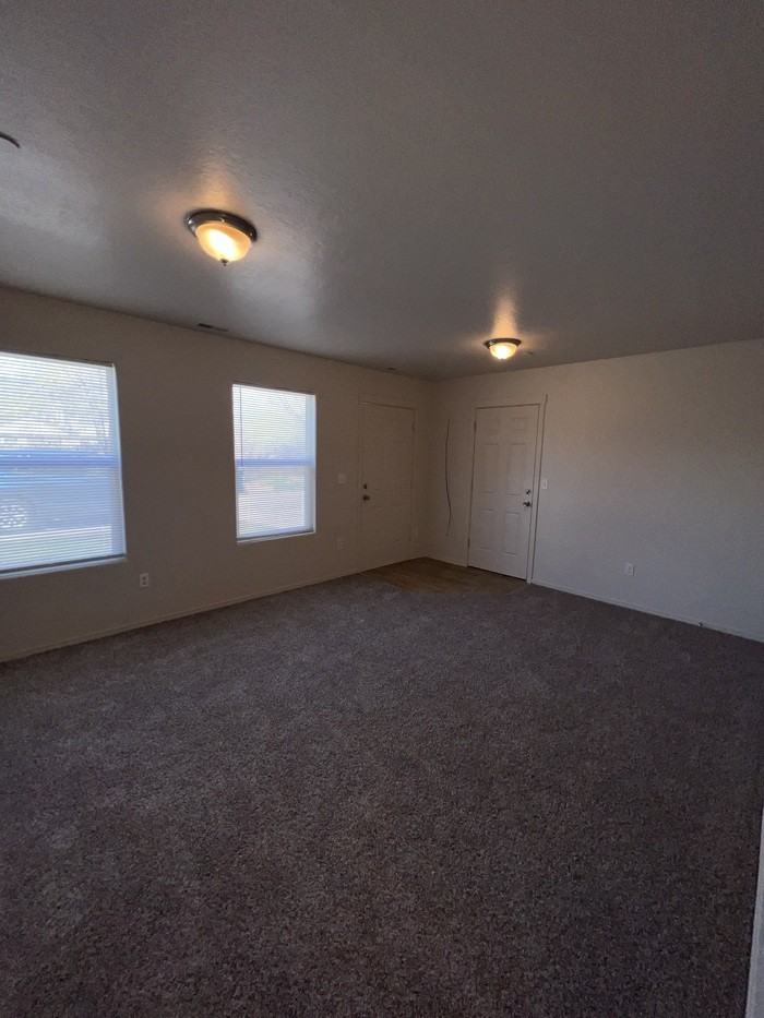 1344 N Favre Pl - Photo 2 of 13