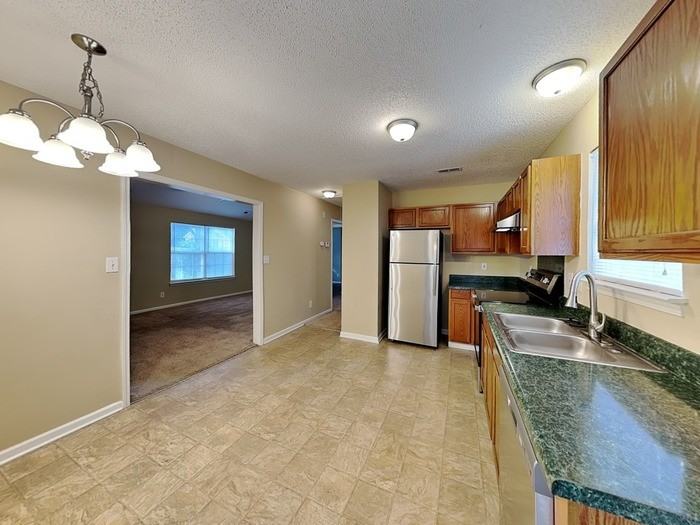 7938 Lobilia Ln - Photo 5 of 16