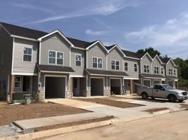 featured image of 4835 Moon Lake Ln