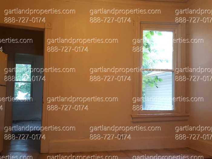 513 S 3rd St #513 - Photo 3 of 6