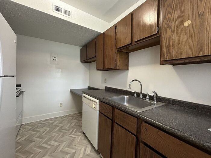 4600 Fort Jackson Blvd #271 - Photo 4 of 10