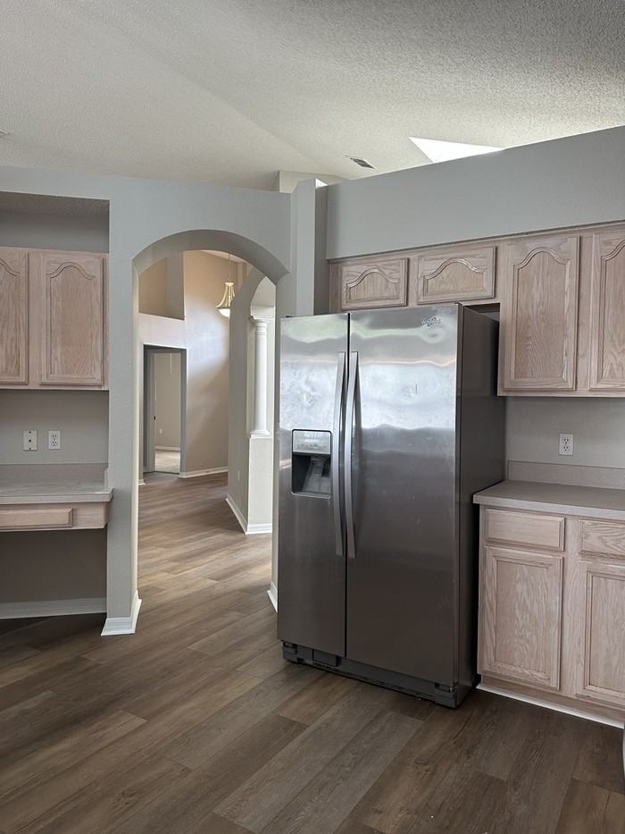 8928 Southbay Dr - Photo 2 of 26