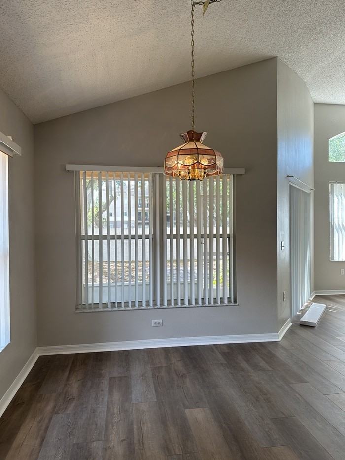 8928 Southbay Dr - Photo 7 of 26