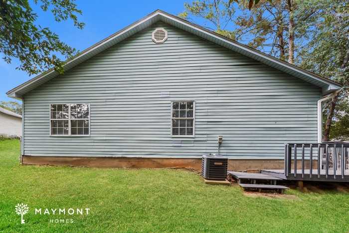 2 Astor Ct - Photo 3 of 3