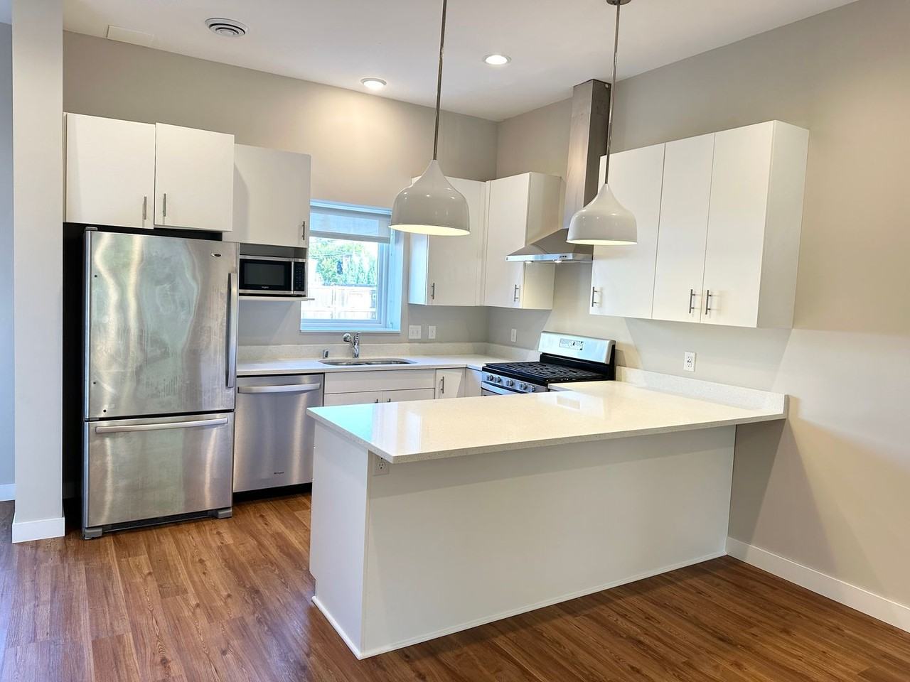 Lowry Row Homes - Photo 4 of 16