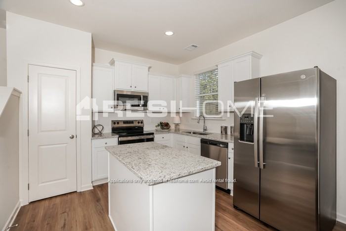 3012 Haystack Drive - Photo 4 of 18