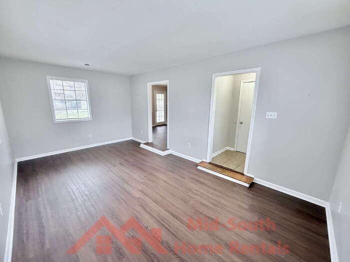 4061 Navaho Ave - Photo 3 of 21