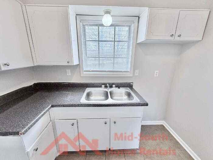 4061 Navaho Ave - Photo 6 of 21