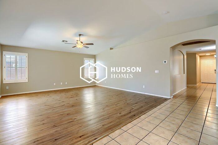 2413 W Saint Kateri Dr - Photo 5 of 30