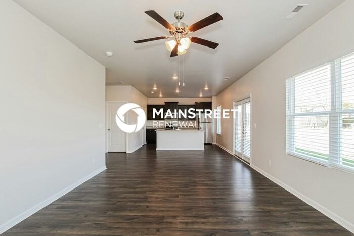 23141 Downing Park Cir - Photo 4 of 19