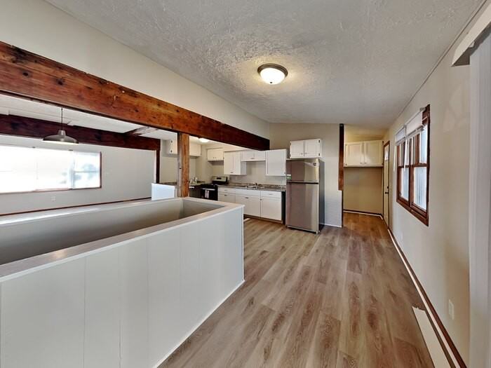 8107 Pillsbury Ave S - Photo 5 of 19