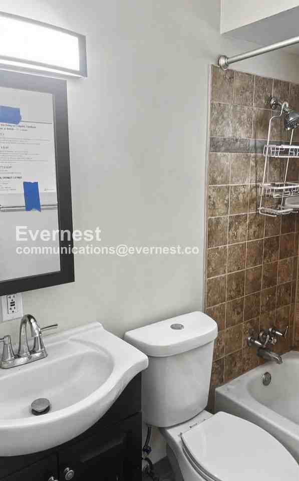 972 Concord Ave - Photo 6 of 18