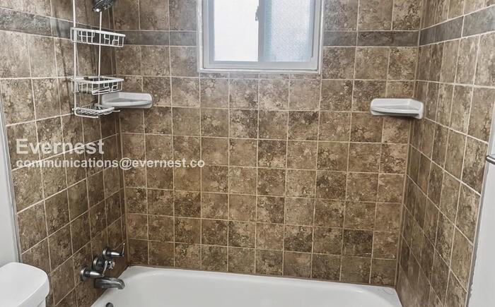 972 Concord Ave - Photo 7 of 18