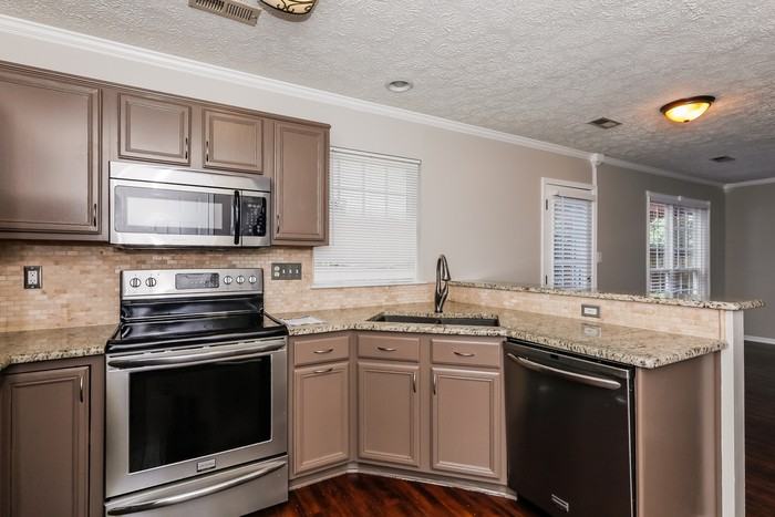 2805 Churn Ct - Photo 5 of 10