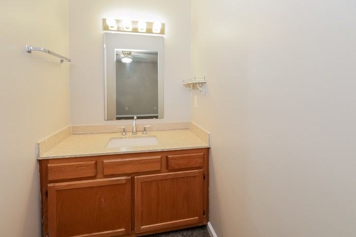 313 N Crossing Dr - Photo 7 of 11