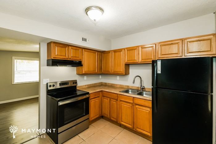 10406 Pinehurst Dr - Photo 6 of 11