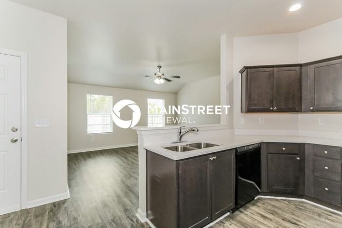 590 Woodland Crest Rd - Photo 7 of 18