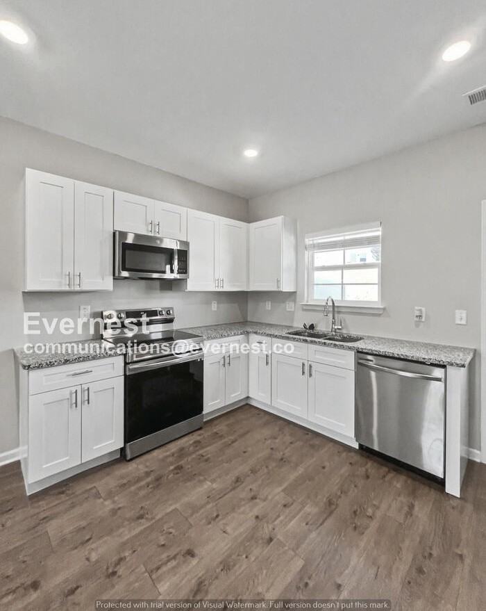 248 Tara Ct - Photo 2 of 21