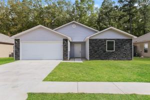 featured image of 225 Iris St