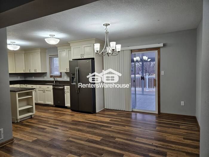 1705 Ne Cortina Dr - Photo 3 of 18