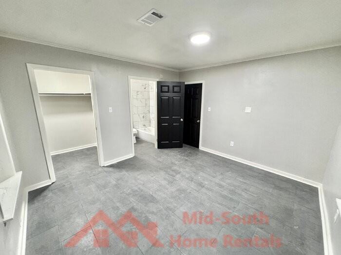 1811 Castalia St - Photo 6 of 20