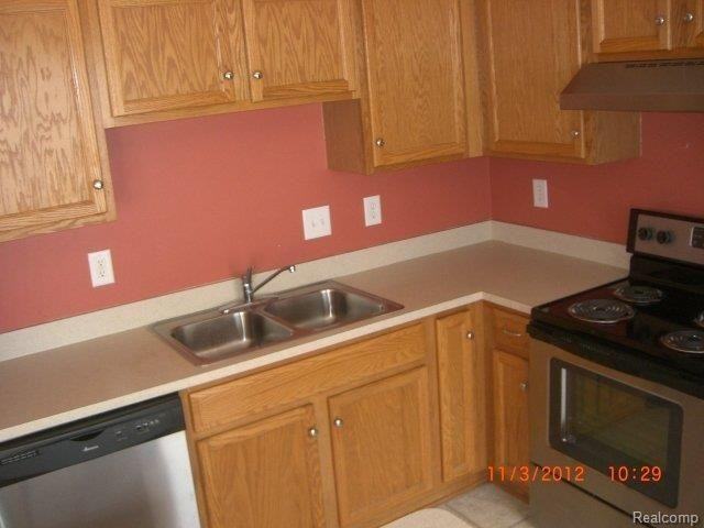 36366 Dominion Cir #0 - Photo 4 of 16