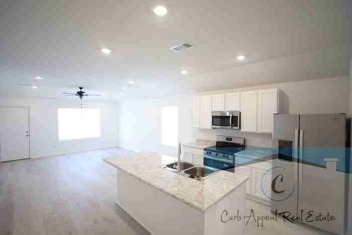 5701 Pope St - Photo 3 of 18