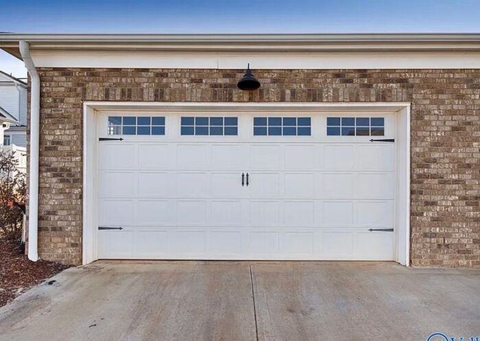 109 Bienville St - Photo 2 of 5