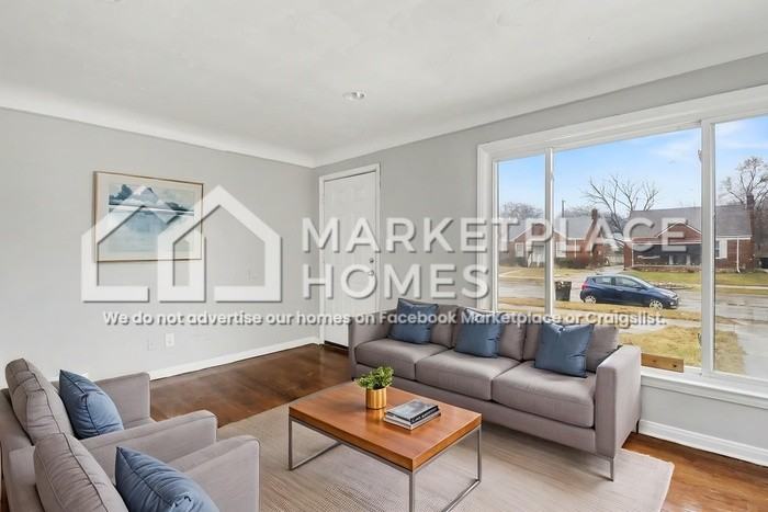 16501 Fairmount Dr - Photo 5 of 25