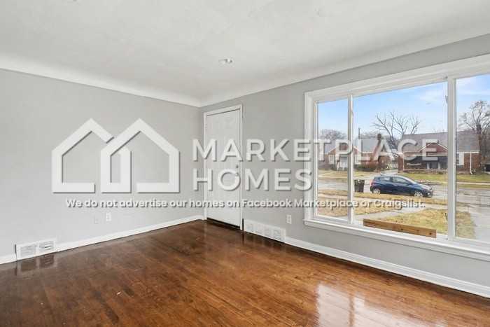 16501 Fairmount Dr - Photo 6 of 25