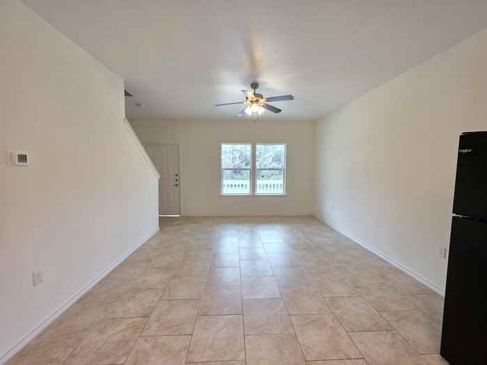 6110 White Oak Dr - Photo 3 of 15