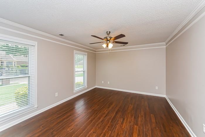 7486 Hedgington Dr - Photo 6 of 22