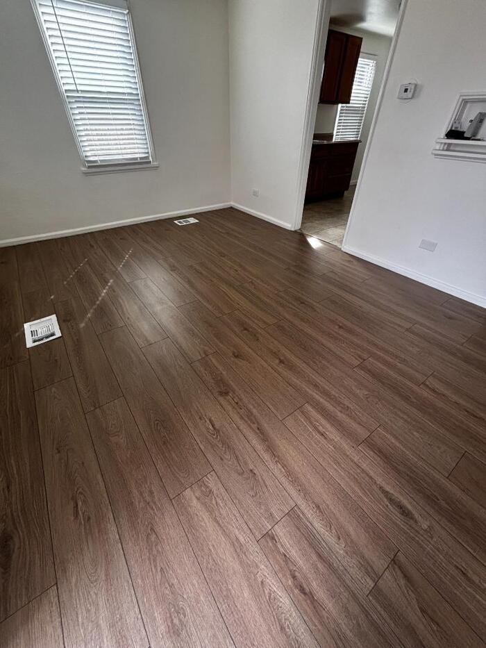 4911 Clay St - Photo 4 of 12