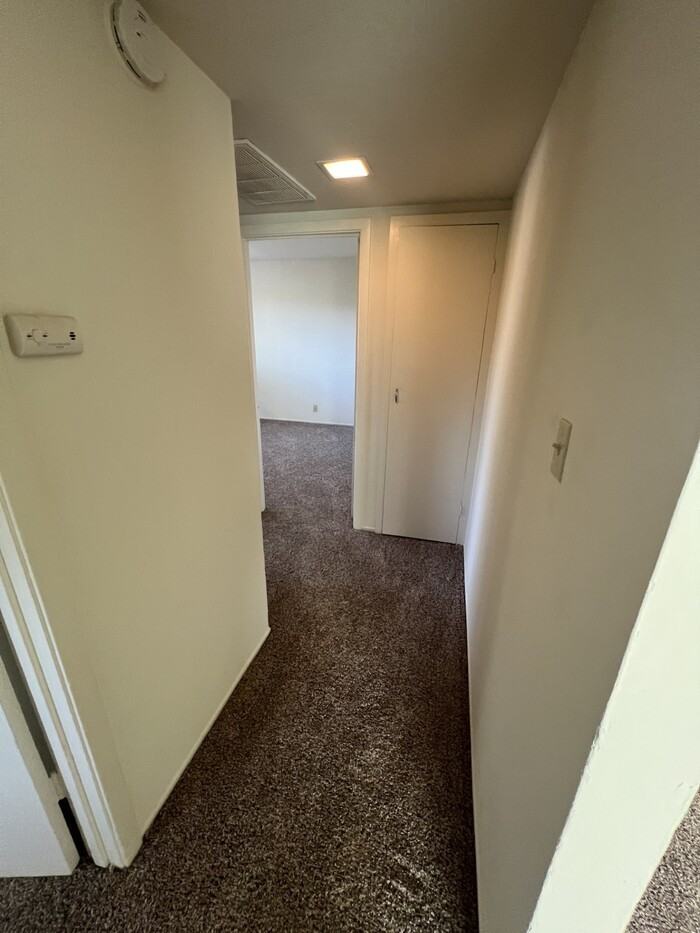 2712 Clover Ln - Photo 6 of 11