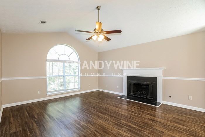 329 Mill Glen Ct - Photo 4 of 30