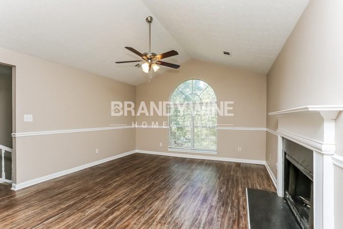 329 Mill Glen Ct - Photo 5 of 30