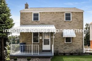 featured image of 3202 Hazelhurst Ave