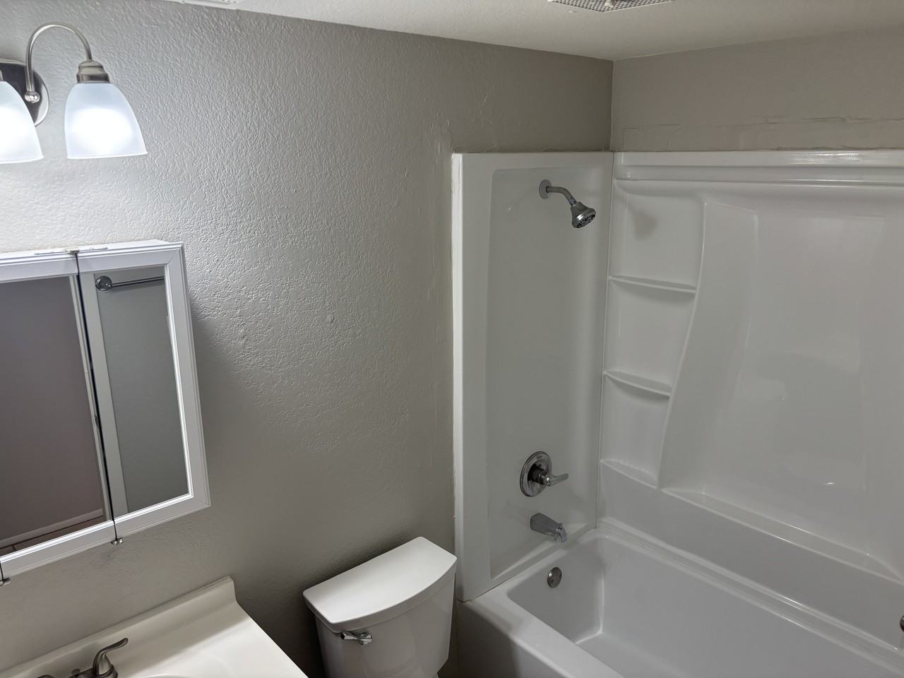 168 S 54th St #B - Photo 7 of 10