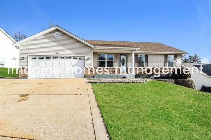 2061 Rosedale Ct - Photo 4 of 21