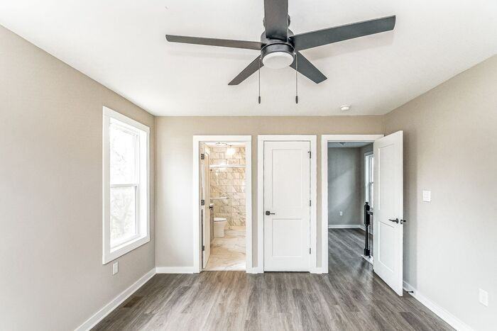 202 S Driver St #C - Photo 7 of 12